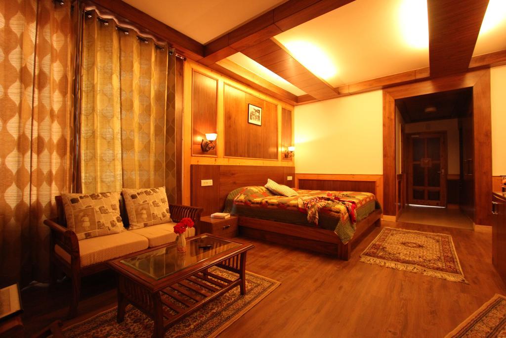 Vivaan The Sunrise Resort Manāli Cameră foto