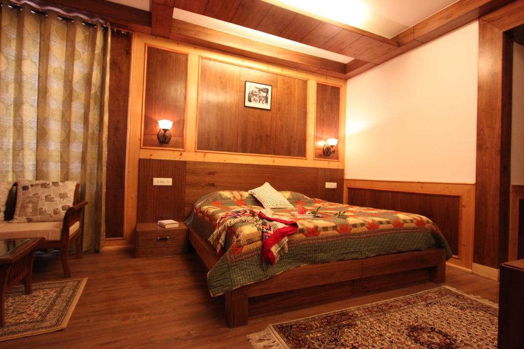 Vivaan The Sunrise Resort Manāli Cameră foto